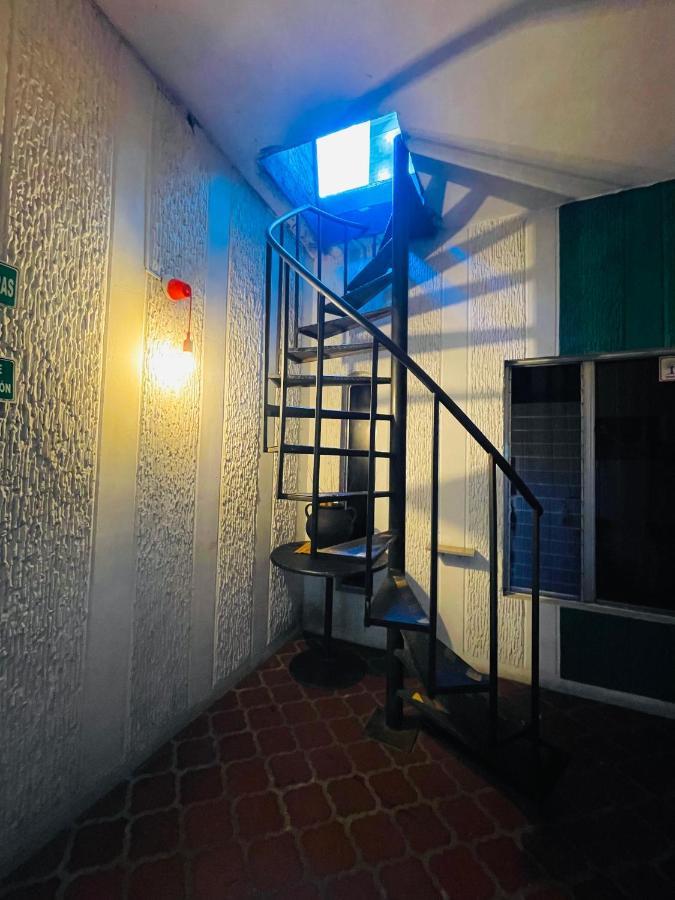 Tiger Hostel Medellín Exterior foto